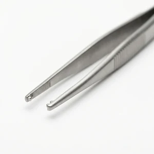 Surgical Tissue Forceps 8.4 cm (3.3) (001030016)