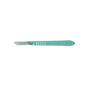 Stainless steel surgical blades, #20 blade size, pre-assembled blades mounted on a plastic handle packaged individually sterile disposable box of 10